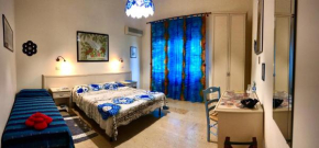 Отель Jukebox B&B  Кальяри